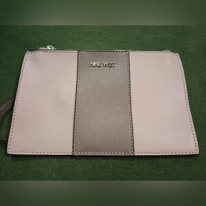 Nine West Wristlet